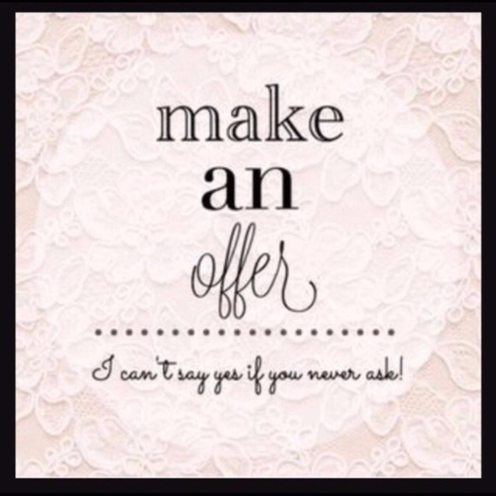 👗Reasonable offers are welcomed👗